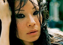 daguo18:  lucy liu