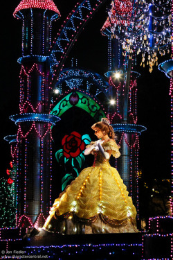 ohmyitsdisney:  Tokyo Aug 2010 - Tokyo Disneyland