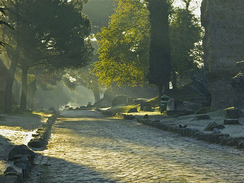 fuckyesitaly:Sunrays on the Ancient Appian Way