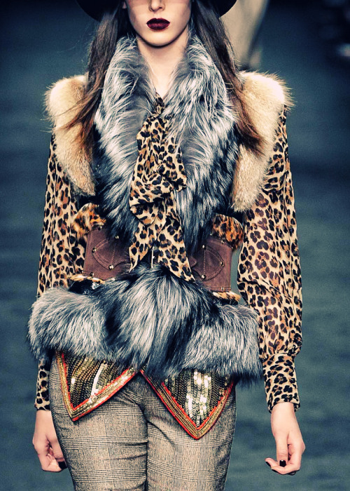 Angelo Marani Fall/Winter 2011/2012 Ready To Wear | Milan