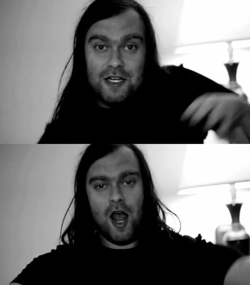 luananana:Happy B-day, Bert McCracken! (February 25, 1982) AHHHHHH:)