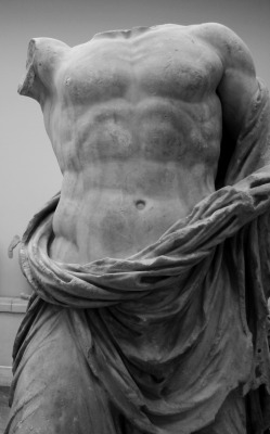 &ldquo;Torso&rdquo; Photo by petrito. *Pergamon Museum, Berlin.  