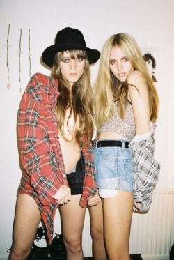 neon-children:  ~~soft grunge~~ 