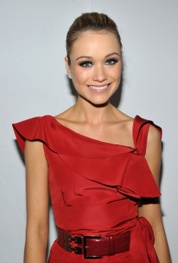 breathtakingwomen:  Katrina Bowden at the 2011 Heart Truth’s Red Dress Collection, New York City (9 February, 2011)See More      