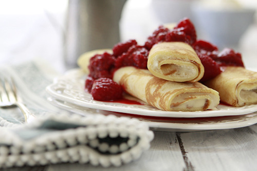 phoods: Easy Dessert Crepes with Ricotta and Raspberries | Good Life Eats
