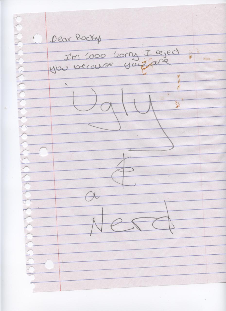 My cousin&rsquo;s handwriting 2 years ago. LMFAO! I CANT STOP RE READING IT!