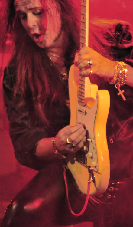 fuckyeah-guitar-players:Yngwie Malmsteen