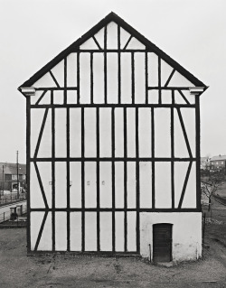 Rensdorfstr. 5 Salchendorf photo by  Bernd &amp; Hilla Becher, 1959