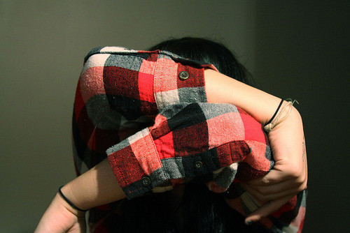boymorefeelings:  Dizem que sentem saudades de mim, mas não me procuram, não me