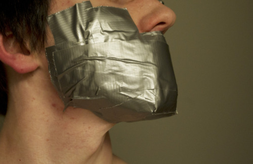 How to make an awesome tapegag/tapemask.