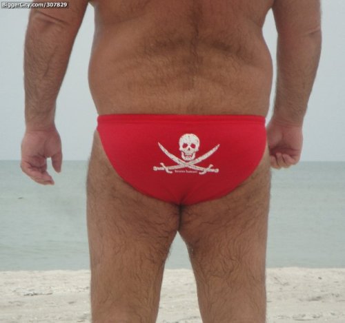 speedochubby:  Ahoy there mateys!