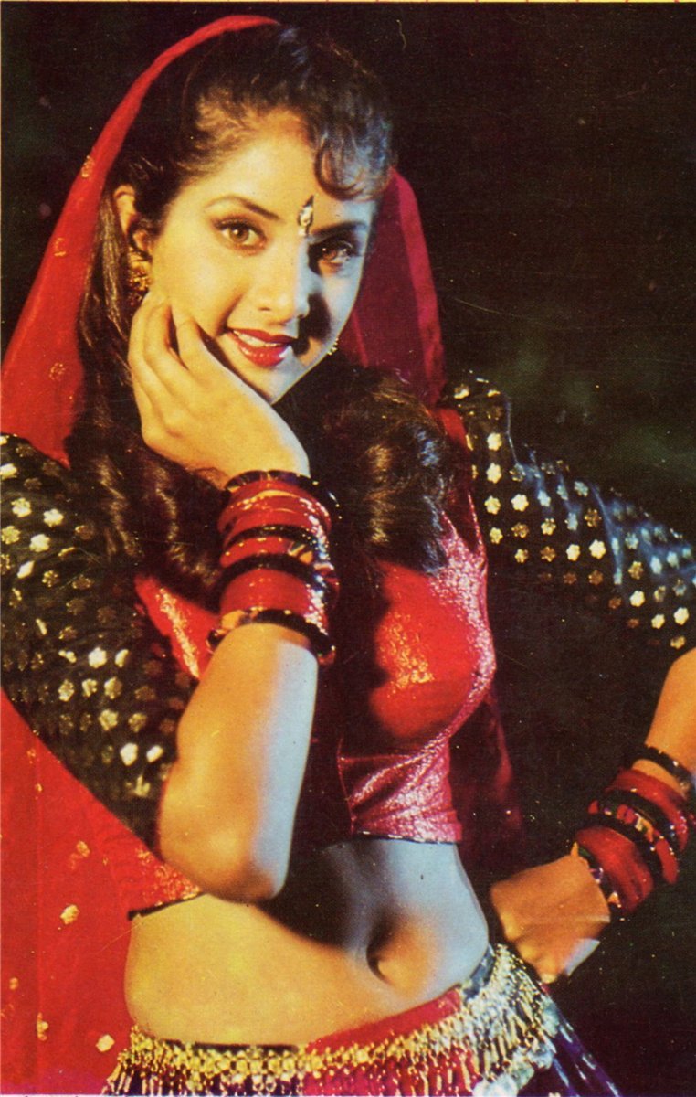 Divya bharti navel