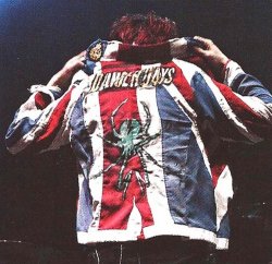 onlygerardway:  I want that jacket and that