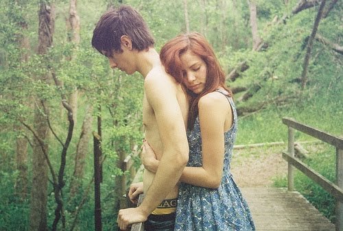  Você: O que é amar? Robô Ed: Amar é querer a felicidade do outro. 