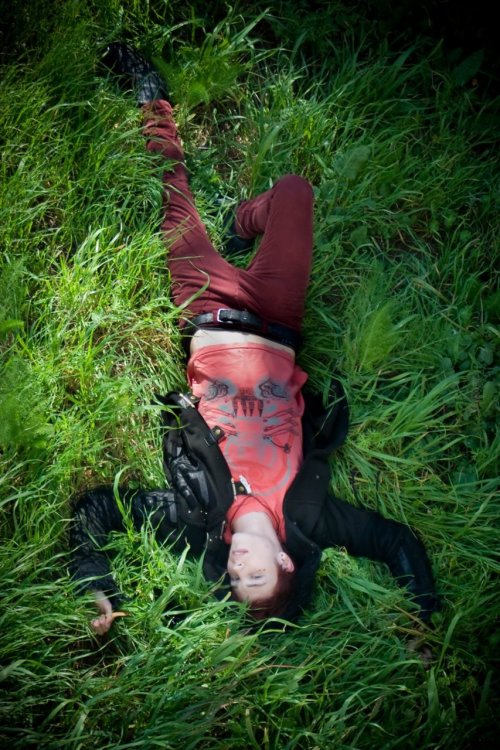 mitchcorvus: One of the photos from a photo-shoot with Eliza Gauger! Look how lusty I am Laying in t