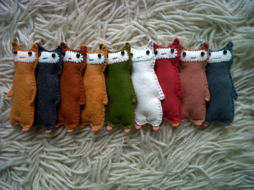 designersof: twitter.com/the__big_forestwww.etsy.com/shop/TheBigForest