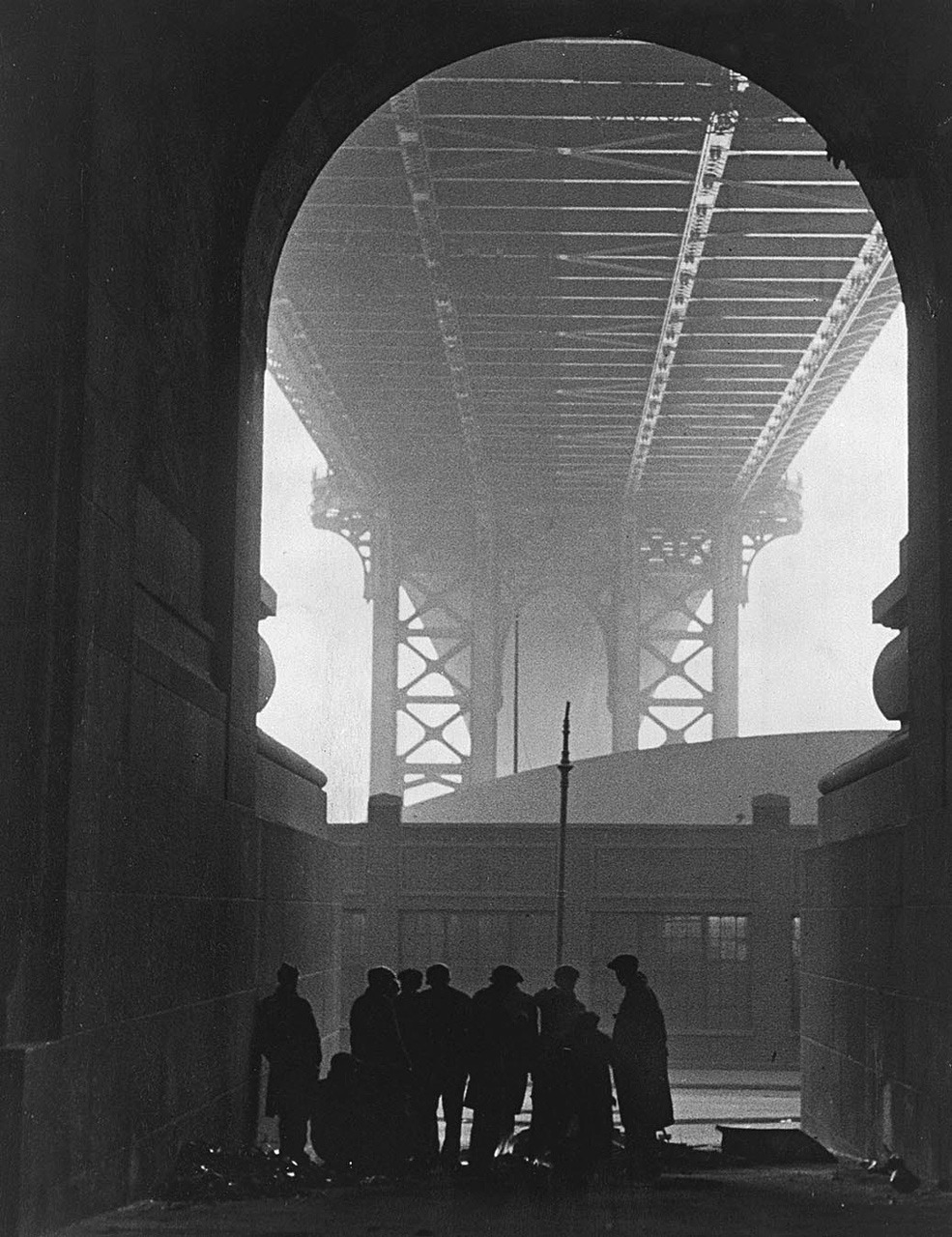 luzfosca:  Robert Disraeli Cold Day on Cherry Street, 1932 Thanks to melisaki 