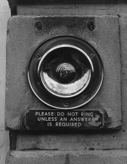 Please Do Not Ring photo by Todd Webb, 1978
