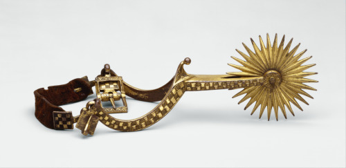 blaaargh: Rowel Spur, c 1400 Gilt spurs were a sign of status that distinguished knights from other 