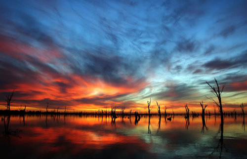 magicalnaturetour:  Lake Mystic by Tad Cholinski :)