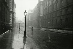 liquidnight:  Robert Frank London, 1951-1953 From London/Wales 