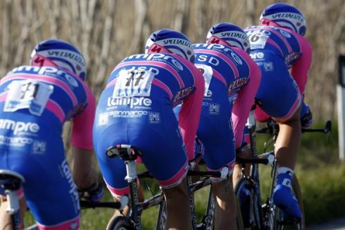 fuckyeahcycling: Tirreno-Adriatico: Stage 1 (Photo: © Roberto Bettini)