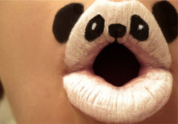 hellocute:  Panda lips! 