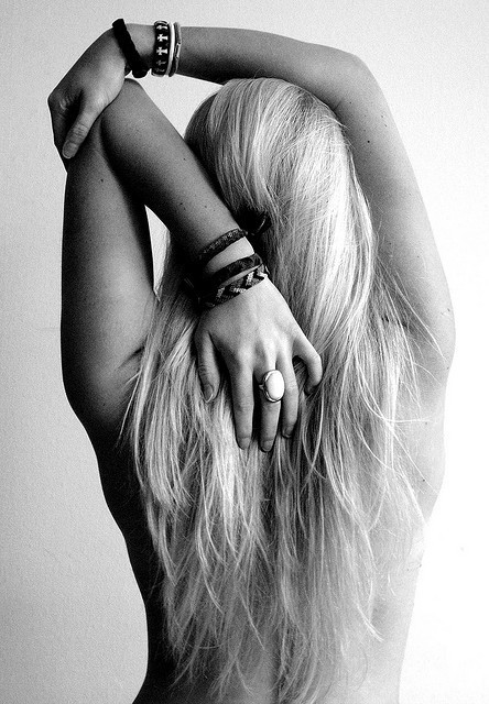 Tantriclens - Choices of a Female Photographer