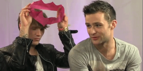 teammcfly:  Dougie’s the QUEEN. 