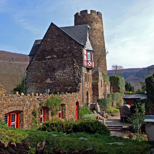 Burg Thurant, Trierer Burg - Thurant Castle (by destinatio)