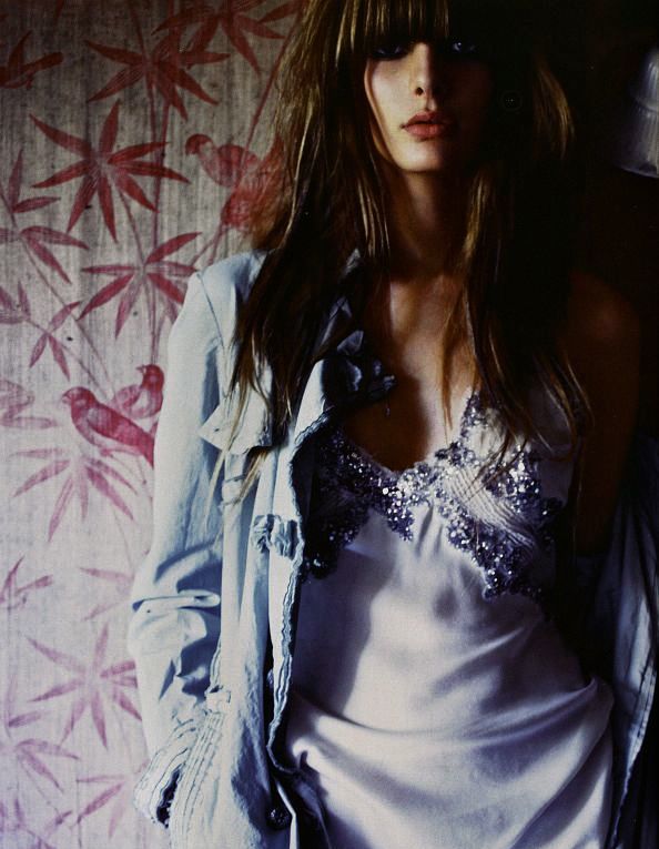 niteo:  “Vogue’s models” Vogue Italia December 2005 with Aleksandra Rastovic,