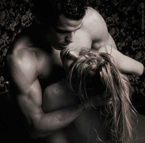 bldbunches:  Passion… it’s the atmosphere, the noise, it’s the time, the taste, the smell, and the s