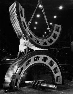 Gears for Mining Industry photo by Wolfgang