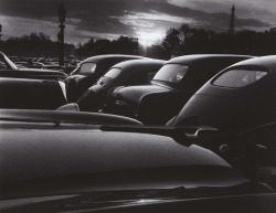 Place de la Concorde, Paris photo by Willy Ronis, 1952