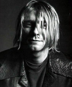 too-good-to-be-true:  “Se meus olhos mostrassem a minha alma, todos, ao me ver sorrir, chorariam comigo.” Kurt Cobain 