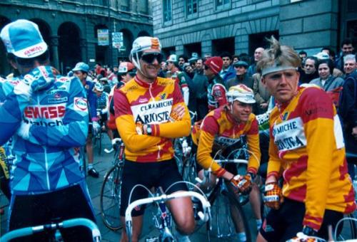 fuckyeahcycling: fuckyeahcycling: Denmark’s Rolf Sorensen and some Ariostea teammates before the st