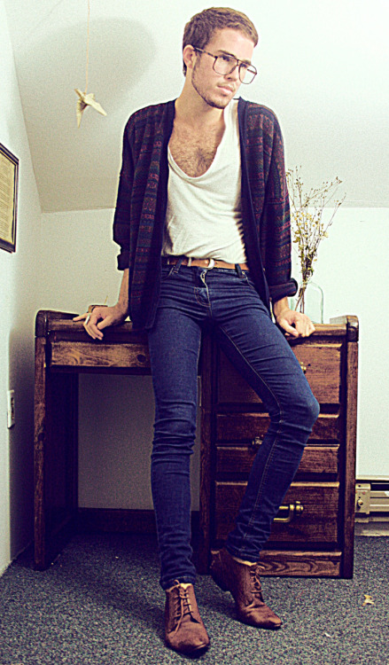 whiteheron-blog:Oldish picture of me. I honestly have no idea why I am posting this. 