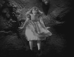 kittenmeats:  “Alice in Wonderland” (1933)