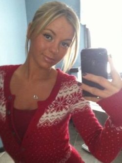 bathroommirrorshots:  Bree Olson… still