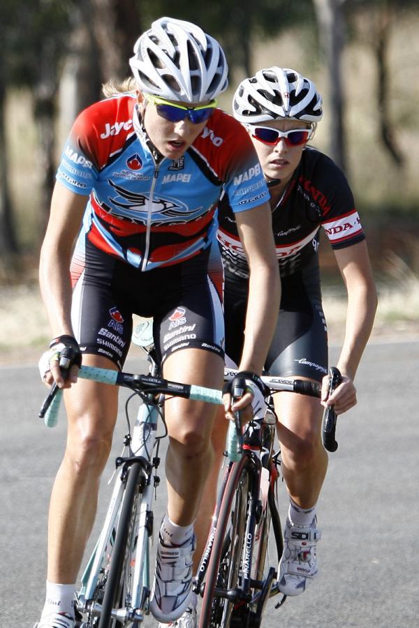 womenscycling:  Oceania Cycling Championships: Shara Gillow And Peta Mullens During