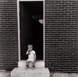 untitled photo by Elinor Cahn; East Baltimore,