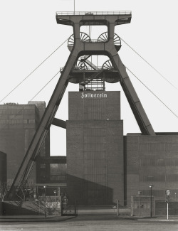 Zeche Zollverein, Essen photo by Bernd &