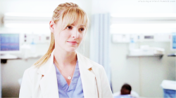 bigh0ar-blog:  One Grey’s Anatomy cap per episode | 1x02 - The first cut is the deepest.  