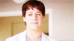 bigh0ar-blog:  One Grey’s Anatomy cap per episode | 1x03 - Winning a battle, losing the war.  