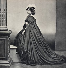 turnofthecentury:  Countess of Castiglione, c.1870 by Pierre-Louis Pierson  from Servatius 