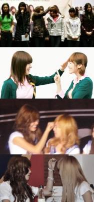 ssfcms267:  iliveunderthepinkocean:  Tiffany likes taking out stuff on Jessica’s hair. Awwww. :’)  always takes care of her wifey 