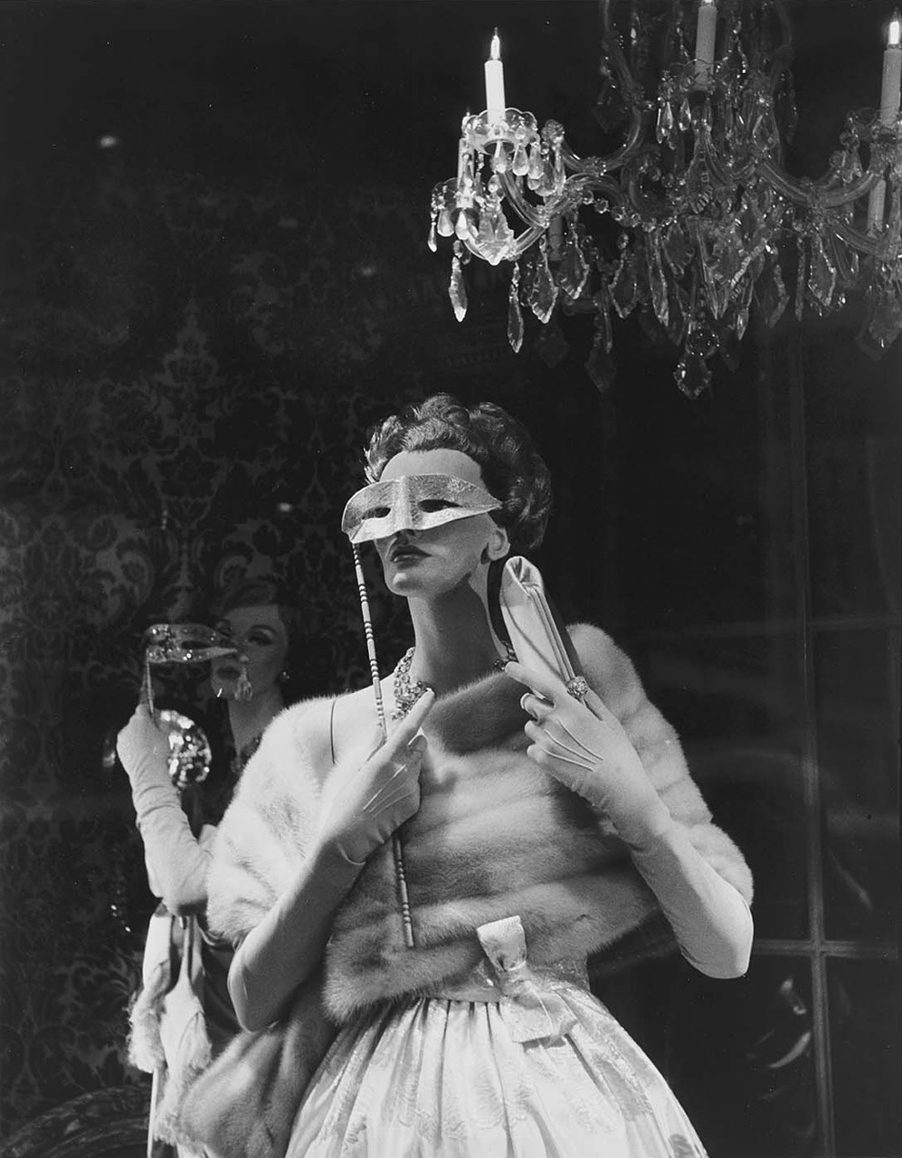 5th Avenue Reflection photo by Frank Paulin, 1958