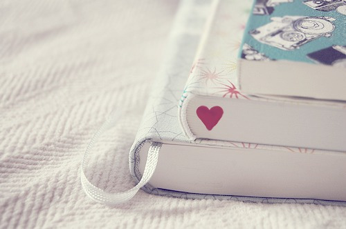 you're my favourite hello and hardest goodbye. ✿