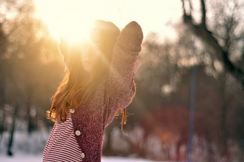 takemeewithyou:  Eu queria prever o futuro, pra ver se realmente vale a pena passar