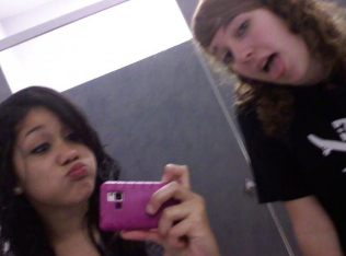 and this. well this girl right here is Jessica. thats my best friend. knowing eachother for 3 years before, had nothing on us when it came to sophomore and junior year. i can easily say that shes changed my life. through thick and thin, shes always been